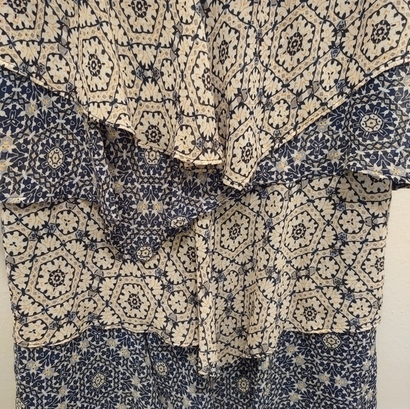 Bethany Size 10 Dress Geometric Layered Sleeveless Shift Navy Blue Tan Dress - Picture 3 of 11